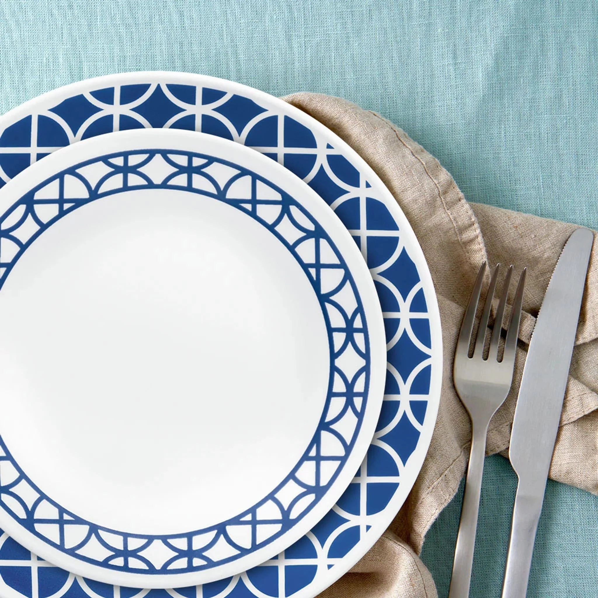 Corelle Vitrelle Cobalt Circles 16-piece Mugless Dinnerware Set, Service of 4 - Image 5